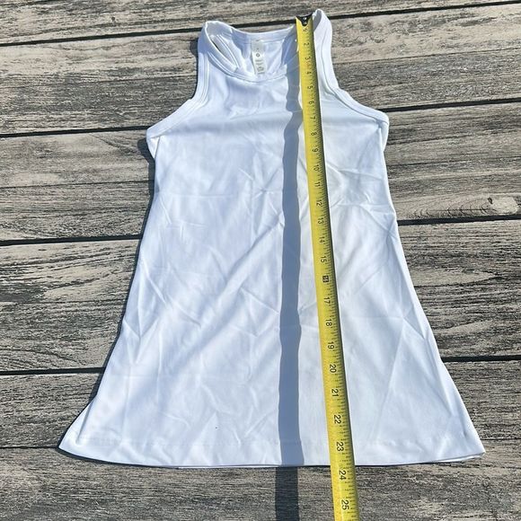 Lululemon Align Hip-Length Racerback Tank Top White size 4 NWT - Picture 4 of 5